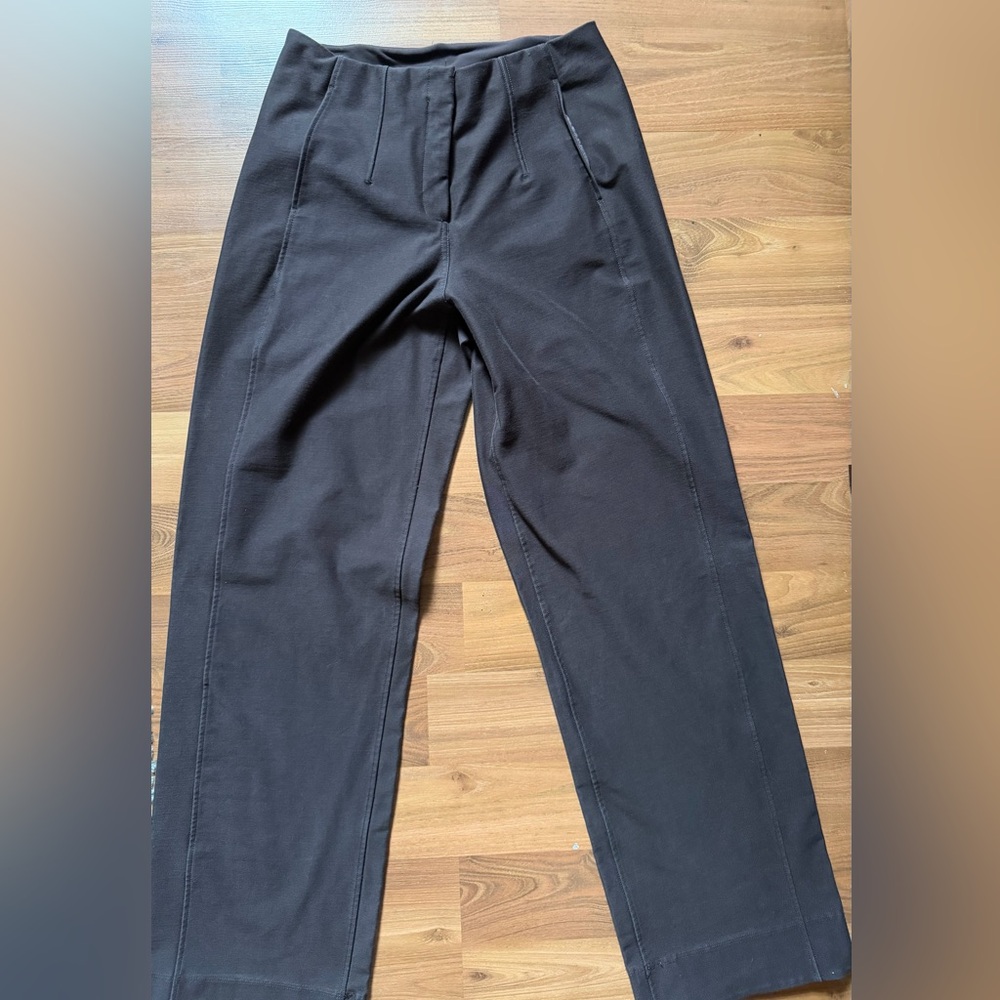 Lululemon Utilitech Relaxed-Fit Mid-Rise Trouser